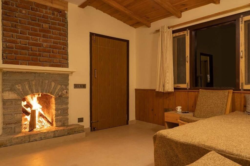 Dream Cottage 3 Pet-Friendly 2Br W Mountain View Mukteshwar Eksteriør bilde