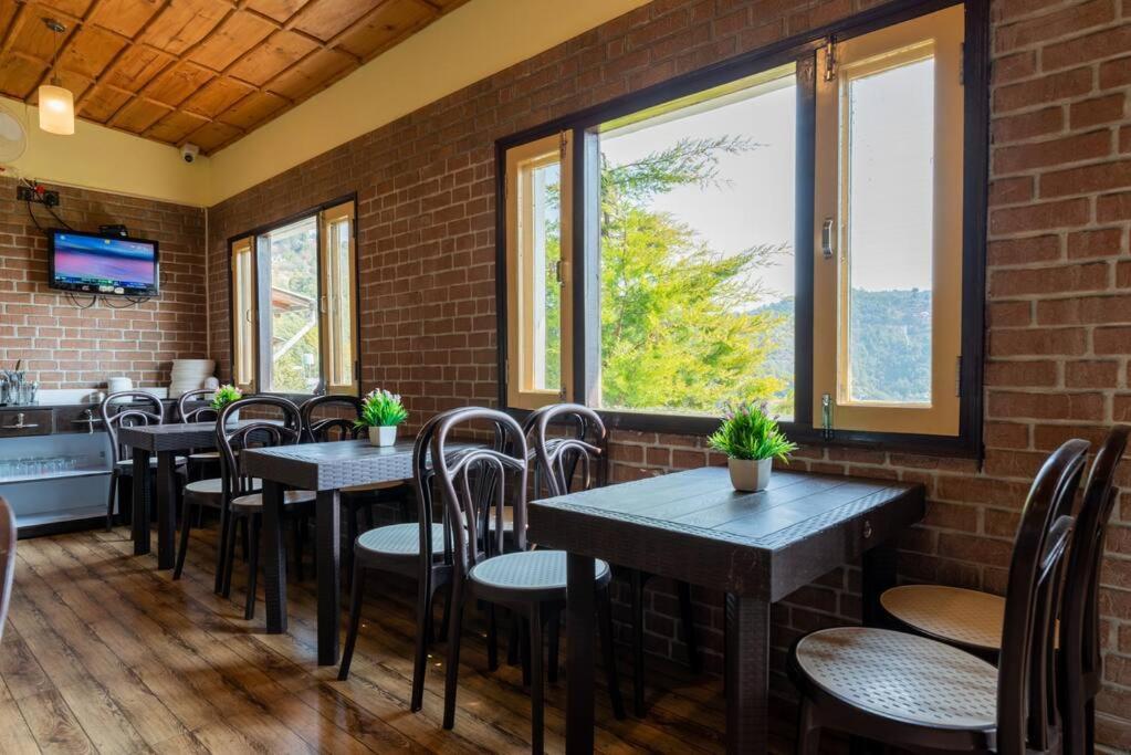 Dream Cottage 3 Pet-Friendly 2Br W Mountain View Mukteshwar Eksteriør bilde
